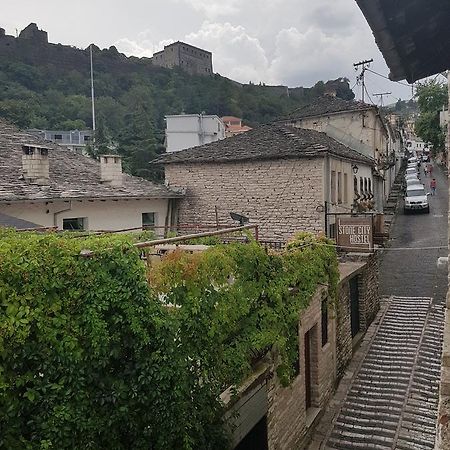 Eva Guesthouse Gjirokastër Dış mekan fotoğraf